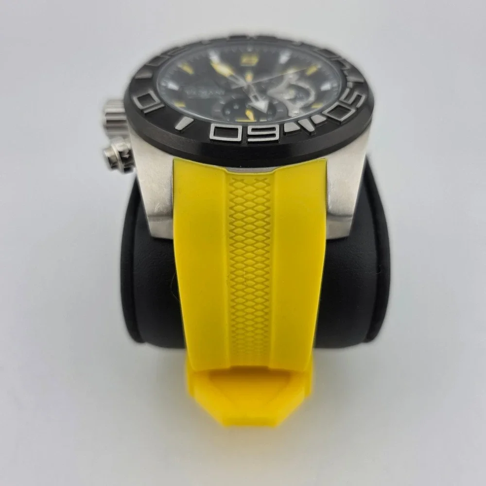 Invicta Pro Diver Chronograph 22808 Master of the Oceans Excellent NEEDS BATTERY